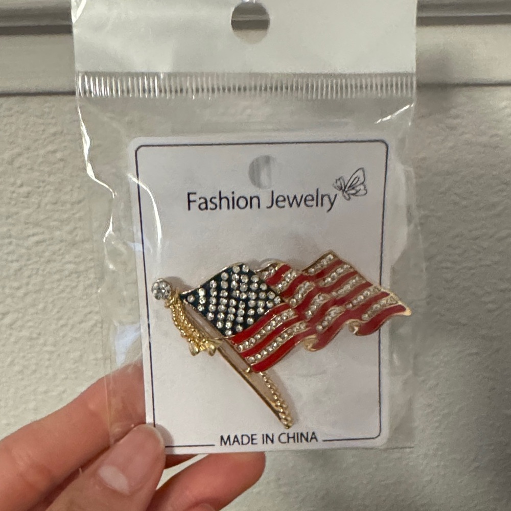 Fashion Jewelry Gold-Tone American Flag Brooch in Red, White & Blue